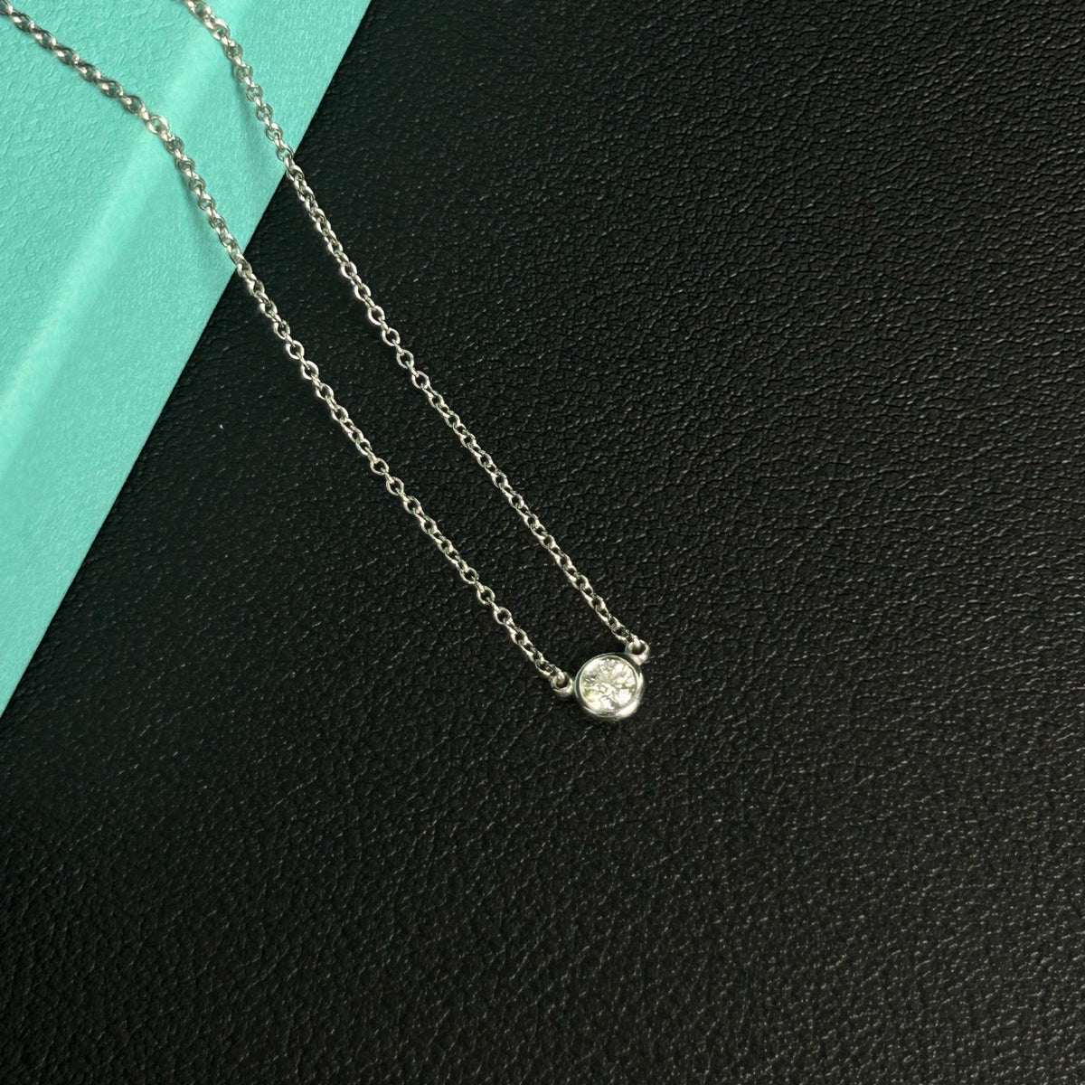 Tiffany & Co. - Elsa Peretti Diamonds by the Yard Necklace - PT950 platinum chain and bezel-set pendant with an approximately 0.10 ct diamond - Silver - (Approximately 40 cm)