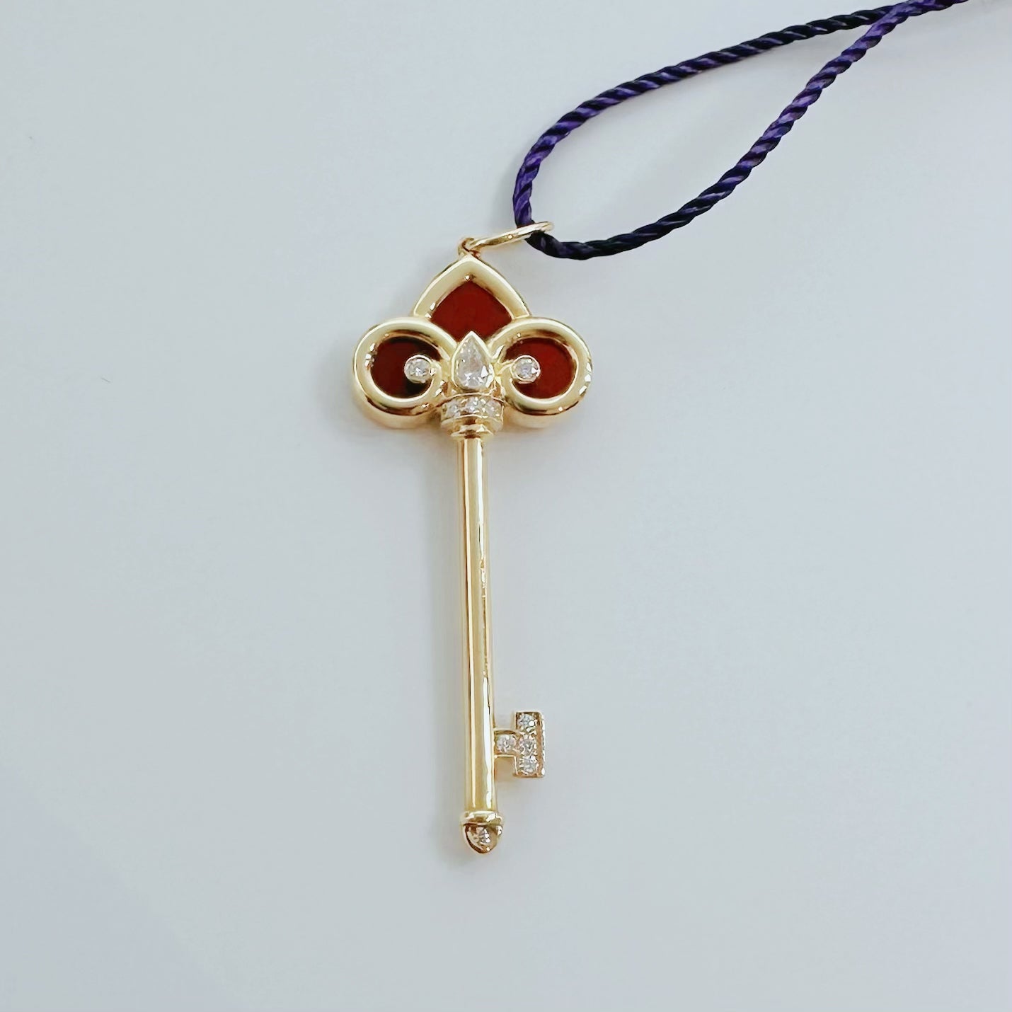Tiffany & Co - Fleur de Lis - Yellow gold - Gold