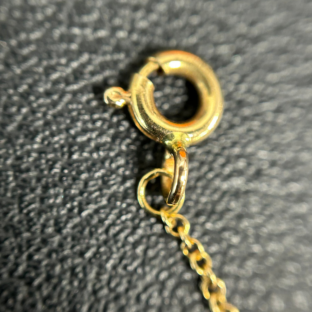 Tiffany & Co. - Metro Mini Horseshoe Diamond Necklace - 18K yellow gold with a pave-set diamond horseshoe pendant - Gold - (Mini)