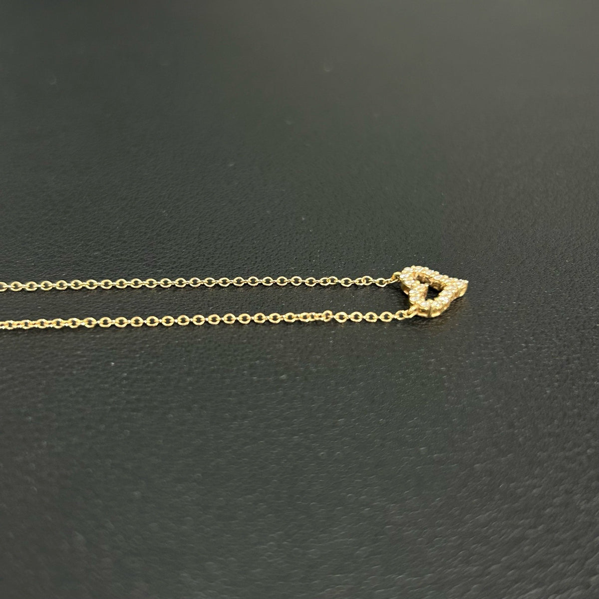 Tiffany & Co. - Open Heart - 18K yellow gold with brilliant-cut diamond accents. - Gold - (40 cm)