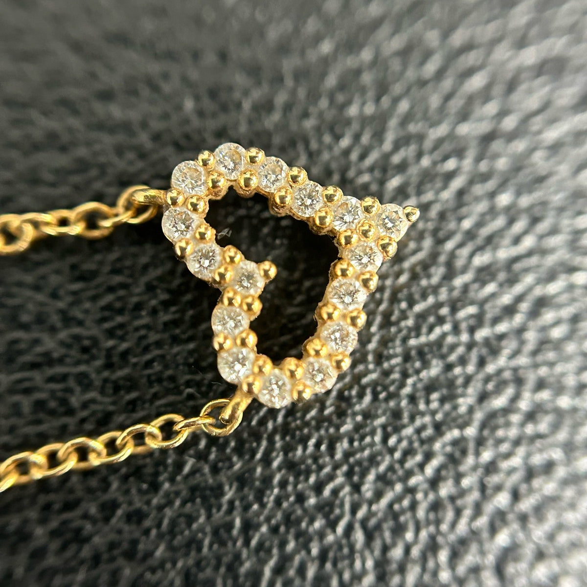 Tiffany & Co. - Open Heart - 18K yellow gold with brilliant-cut diamond accents. - Gold - (40 cm)