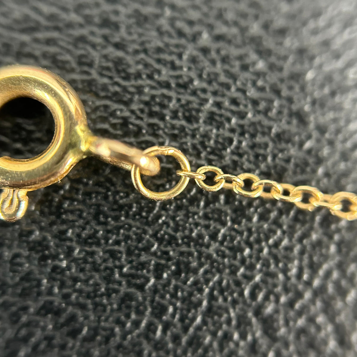 Tiffany & Co. - Open Heart - 18K yellow gold with brilliant-cut diamond accents. - Gold - (40 cm)
