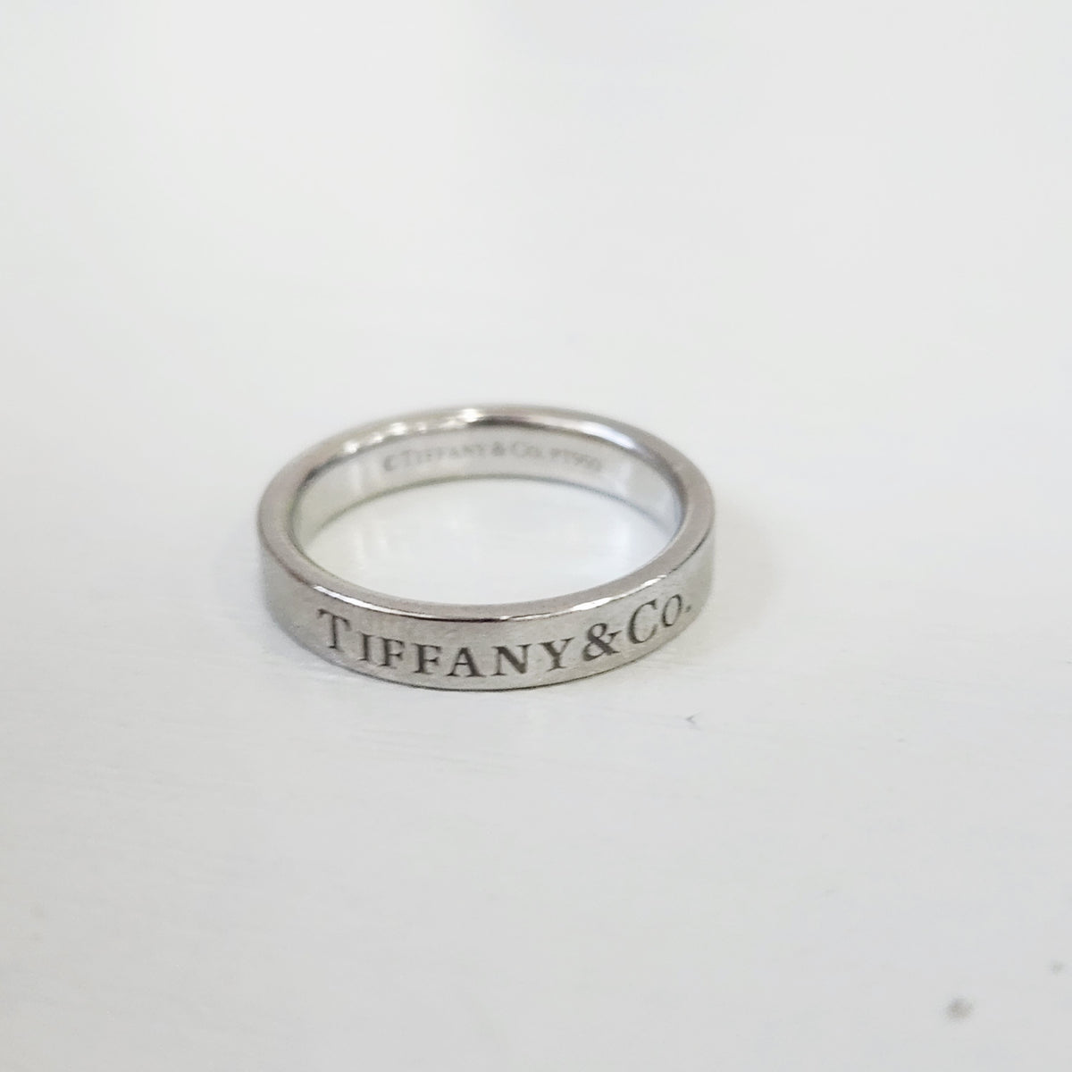 Tiffany & Co. - Signature Narrow - PT950 platinum, 95% platinum - Silver - (44)
