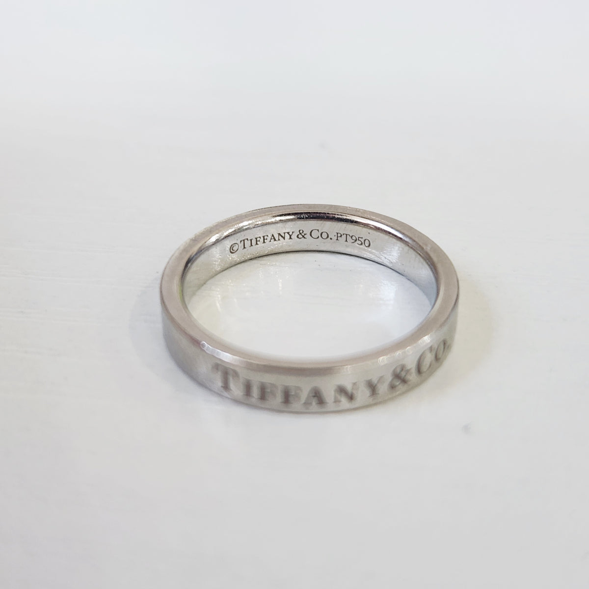 Tiffany & Co. - Signature Narrow - PT950 platinum, 95% platinum - Silver - (44)