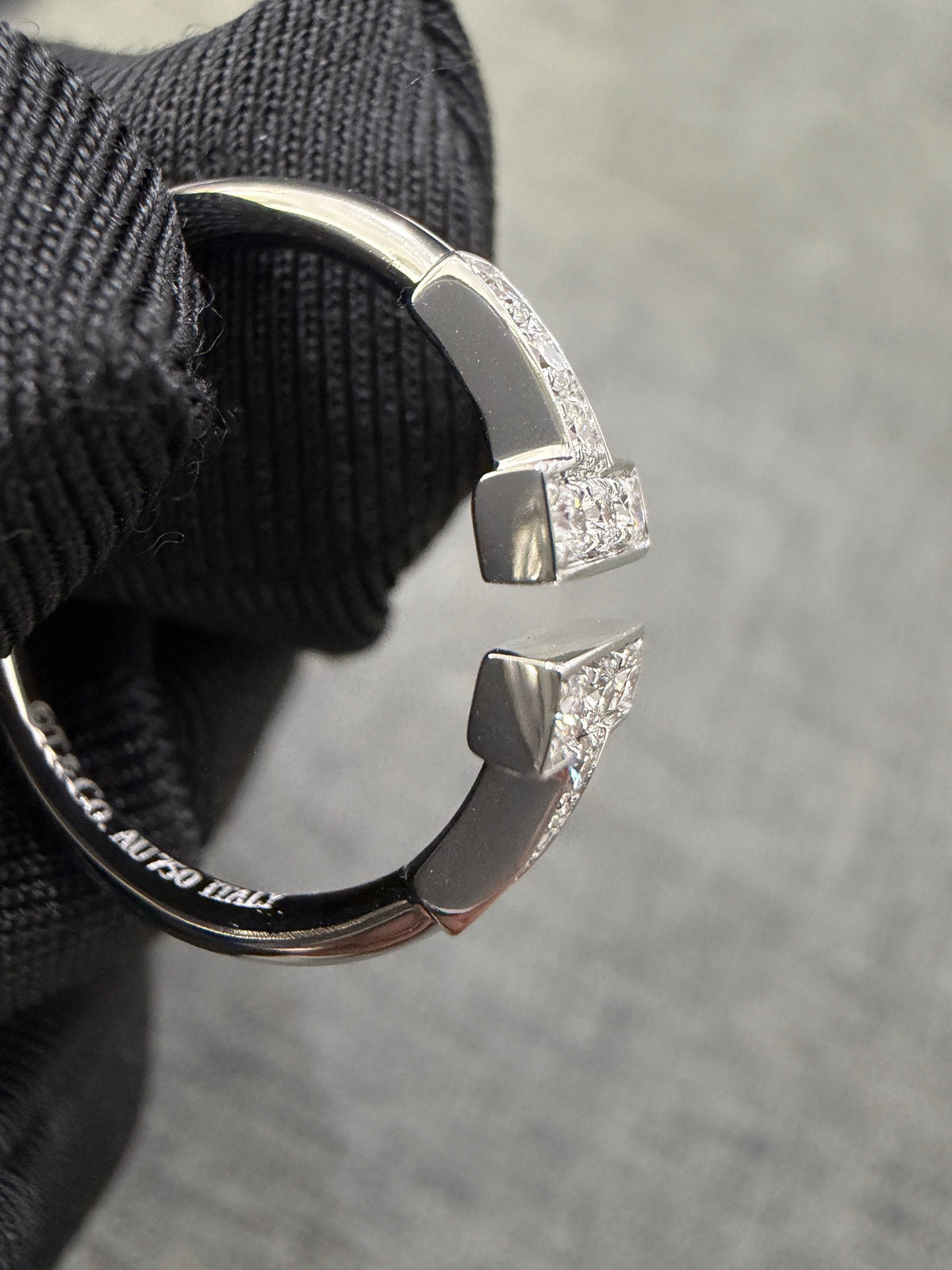 Tiffany & Co. - T - 18K white gold with diamonds - Silver - (50)