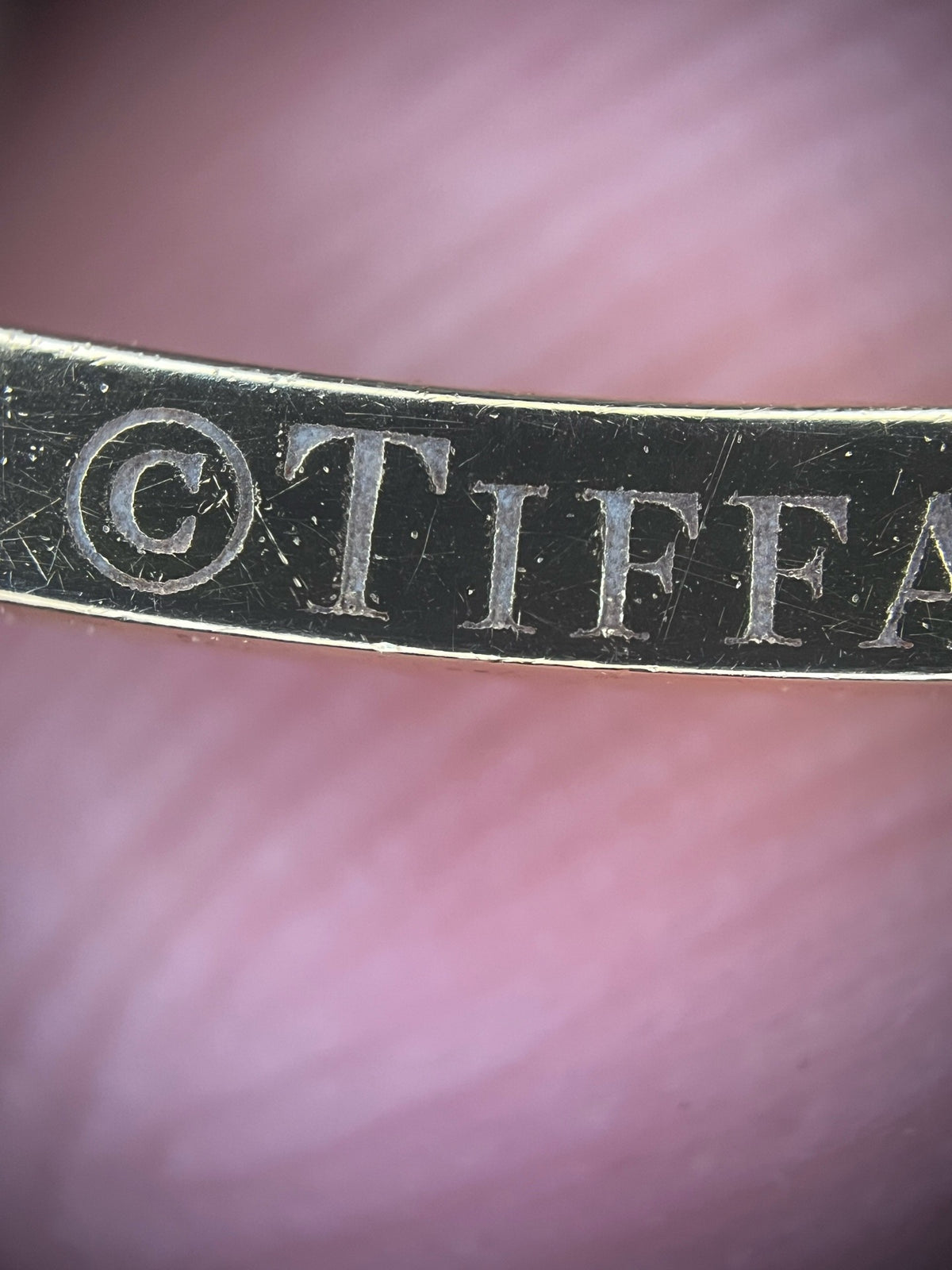 Tiffany & Co. - T Smile Small - 18k yellow gold with diamonds - Gold - (Small)