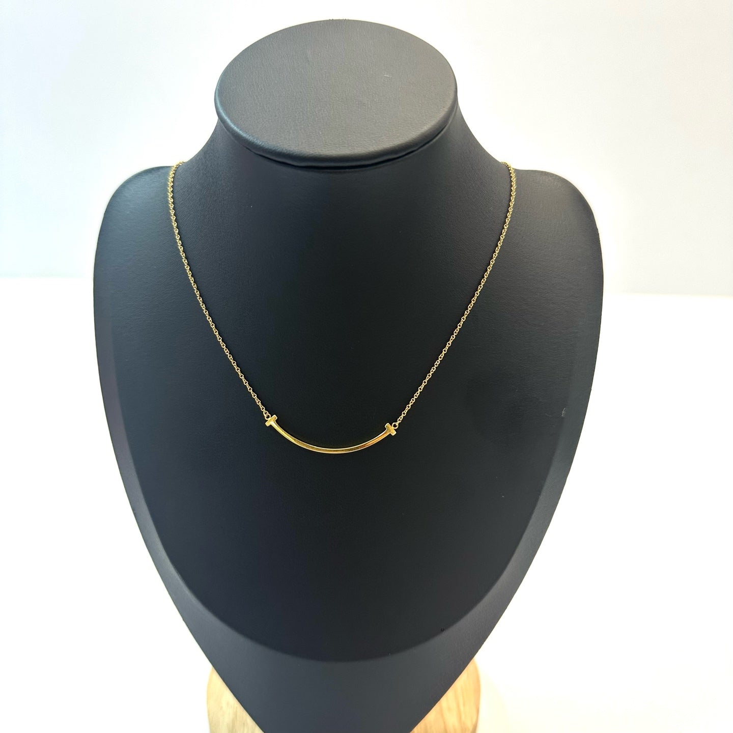 Tiffany & Co - T Smile - Yellow gold - Gold