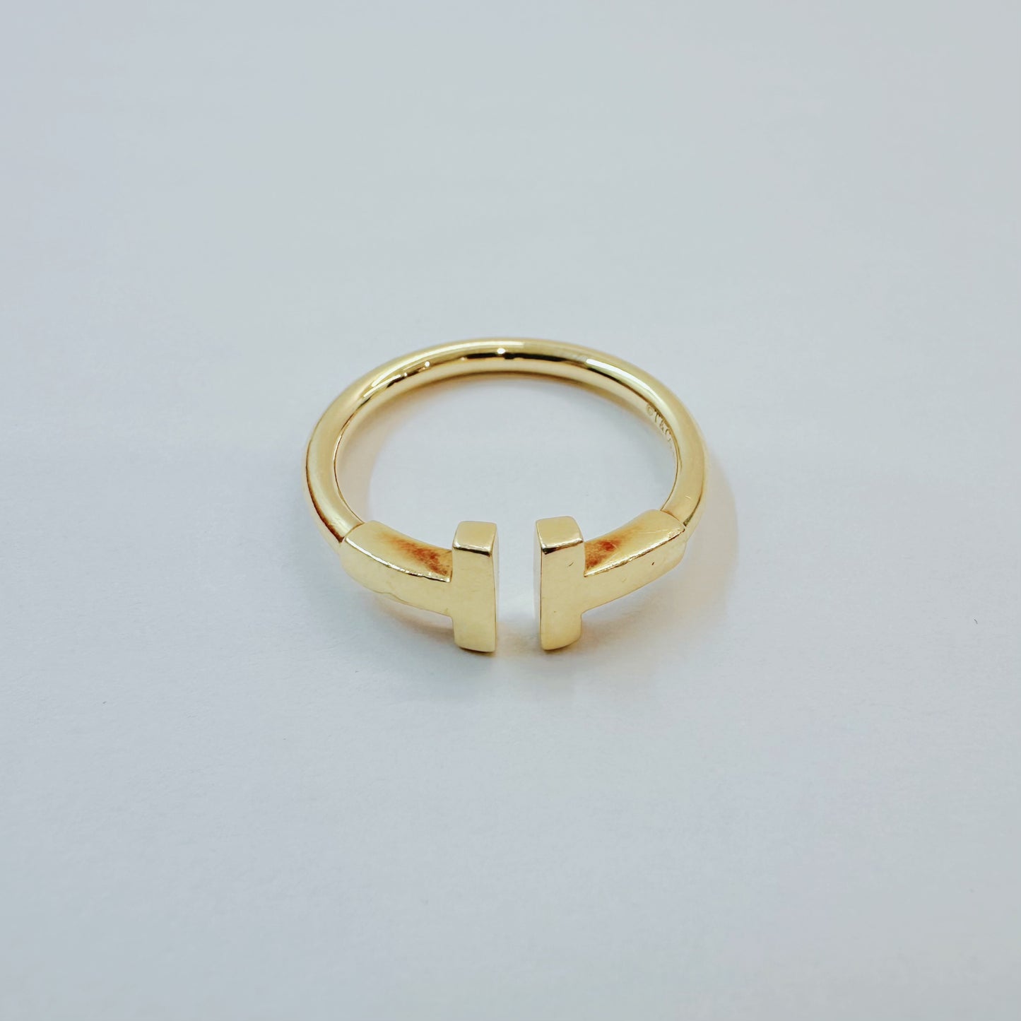 Tiffany & Co - T Wire Ring - Yellow gold - Gold - (50)
