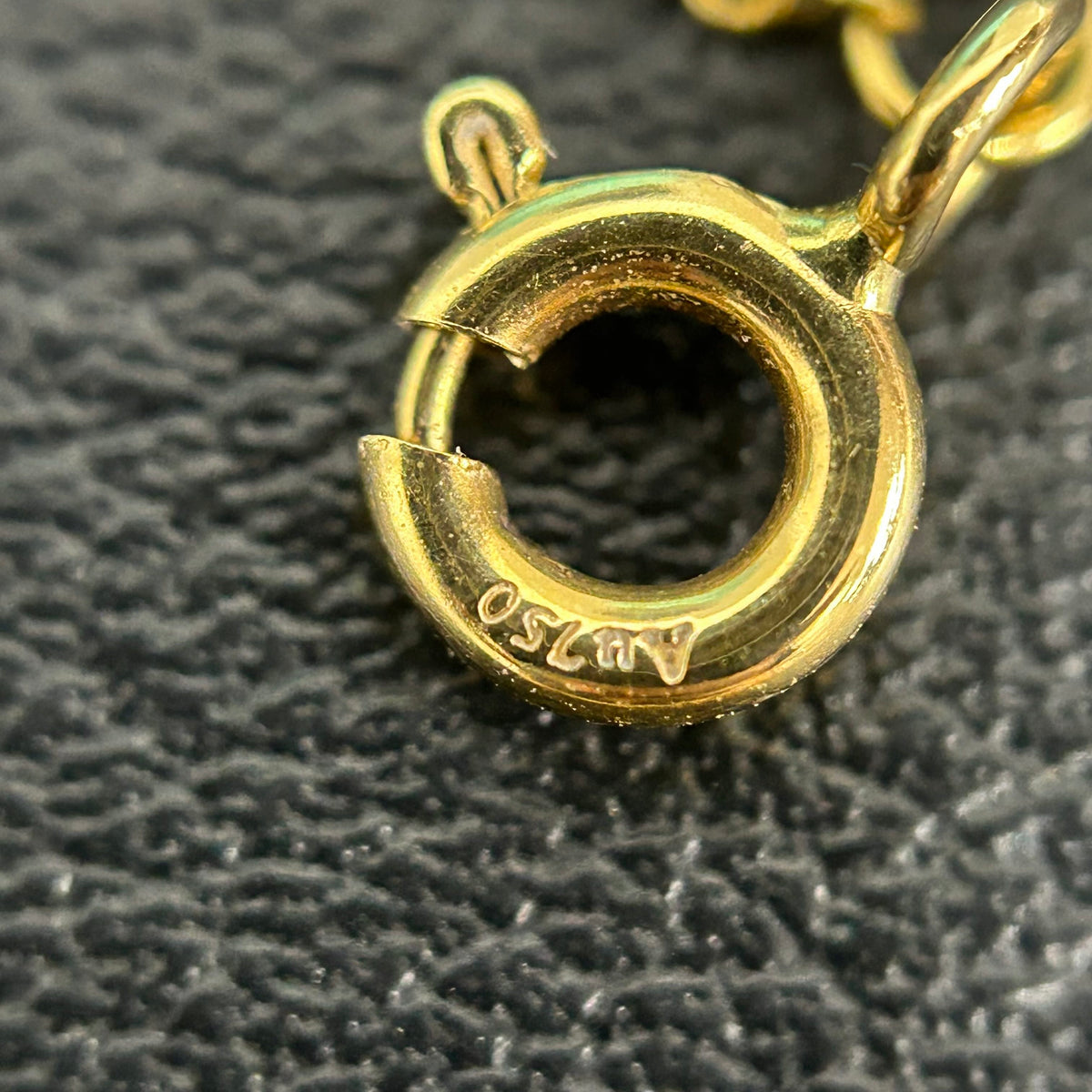 Tiffany & Co. - Tiffany Keys Iris Key Pendant - 18k yellow gold with carnelian and diamonds - Gold