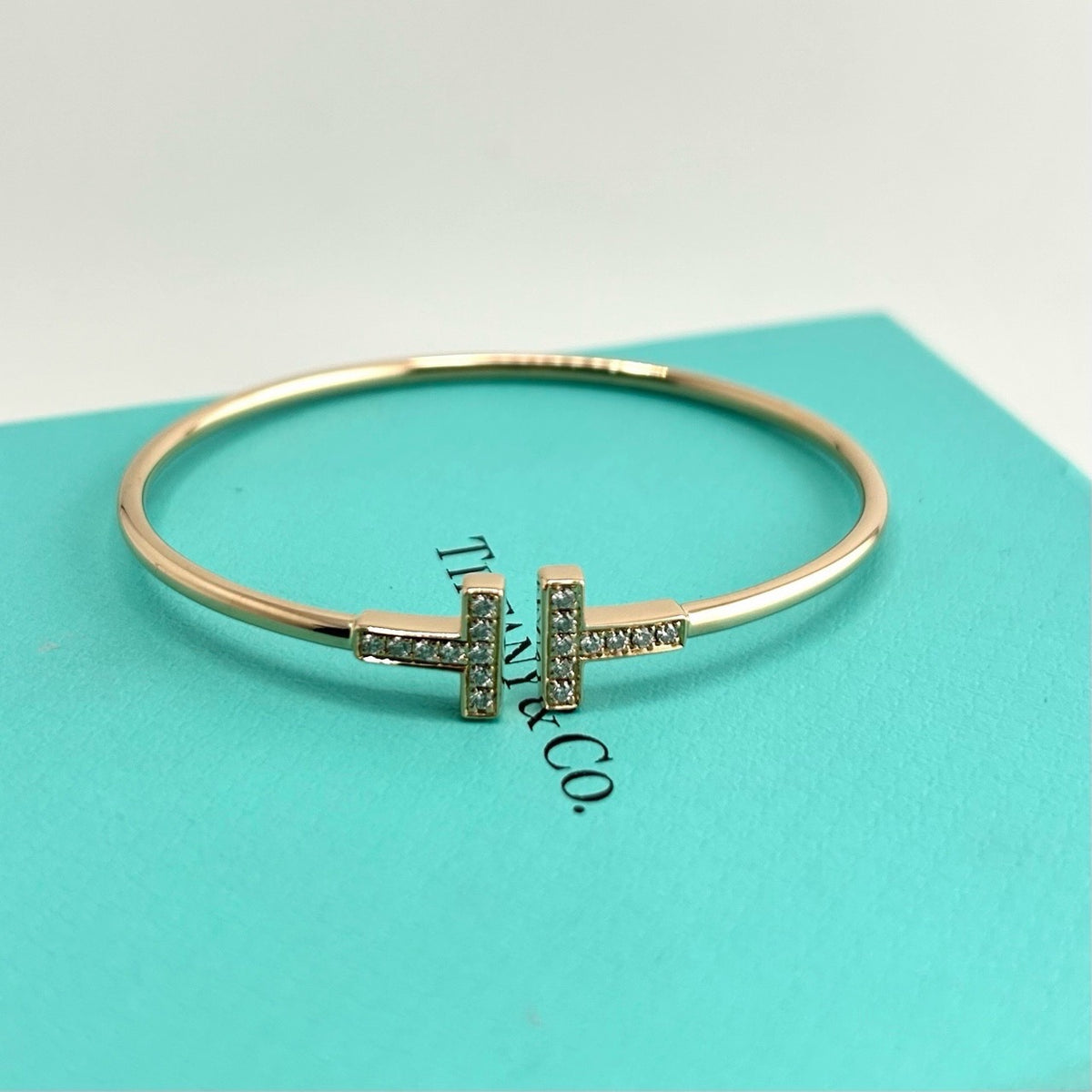Tiffany & Co - Tiffany T - Pink gold - Gold - (M)
