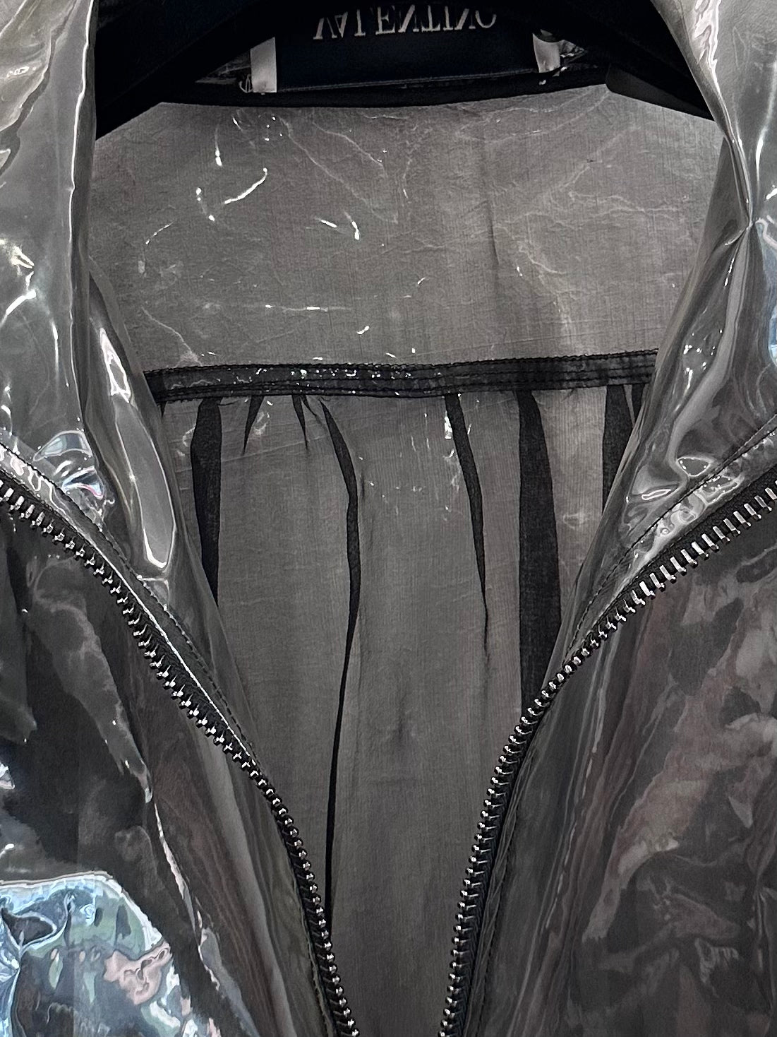 Valentino Garavani - Other - Plastic - Black - (44)
