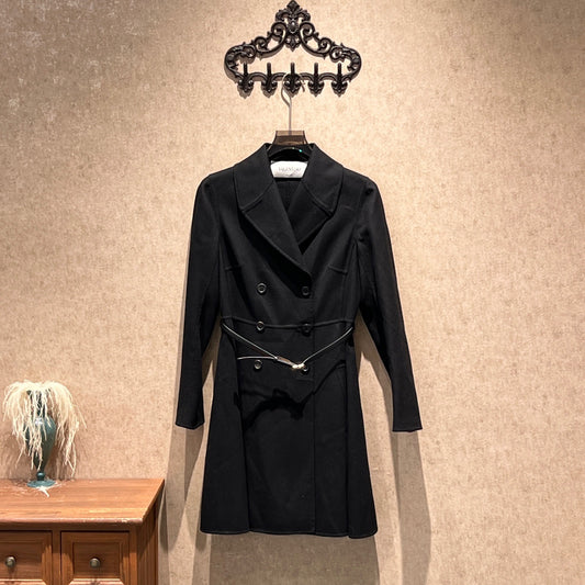 Valentino Garavani - Other - Wool - Black - (42)