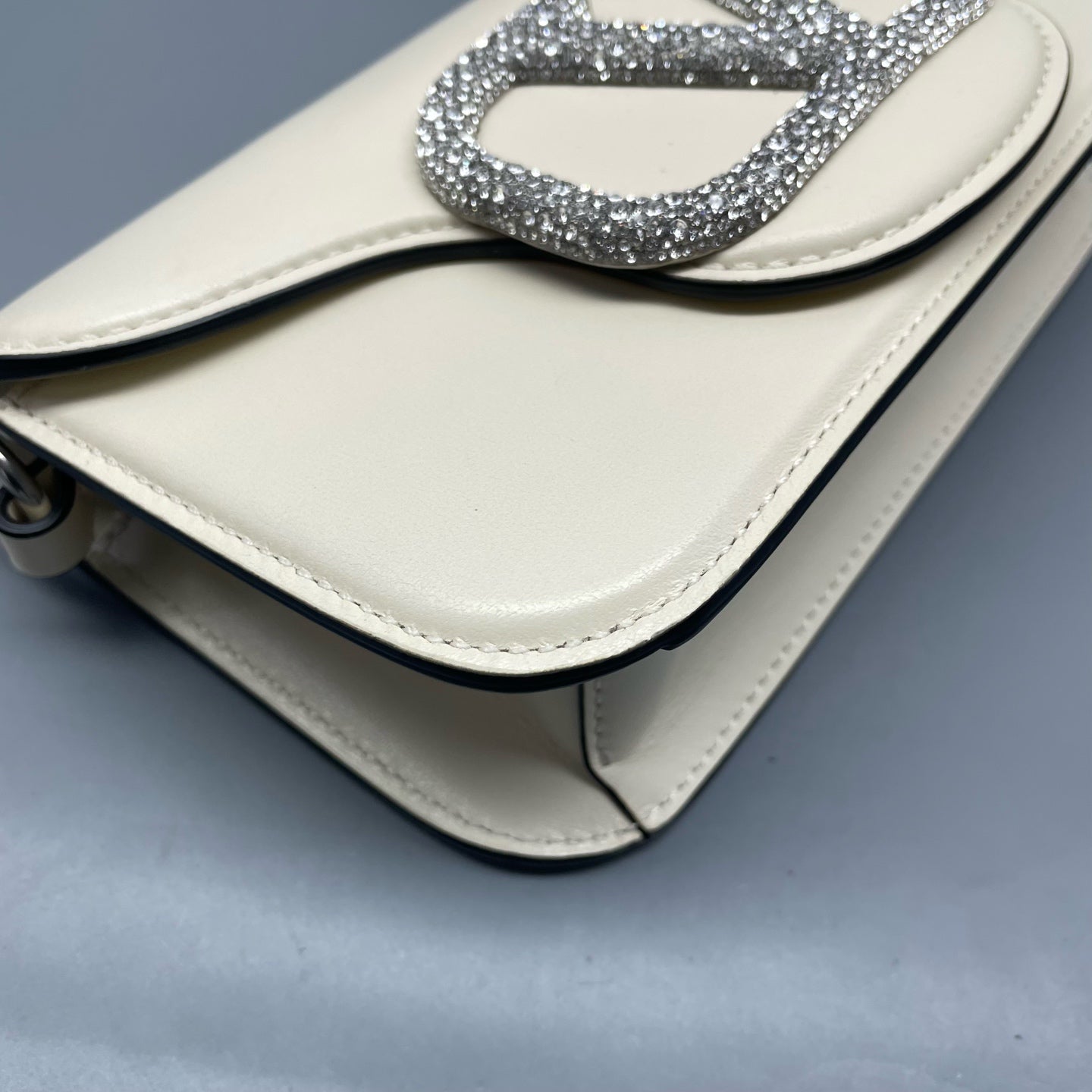 Valentino - Other - Leather - White - (mini)