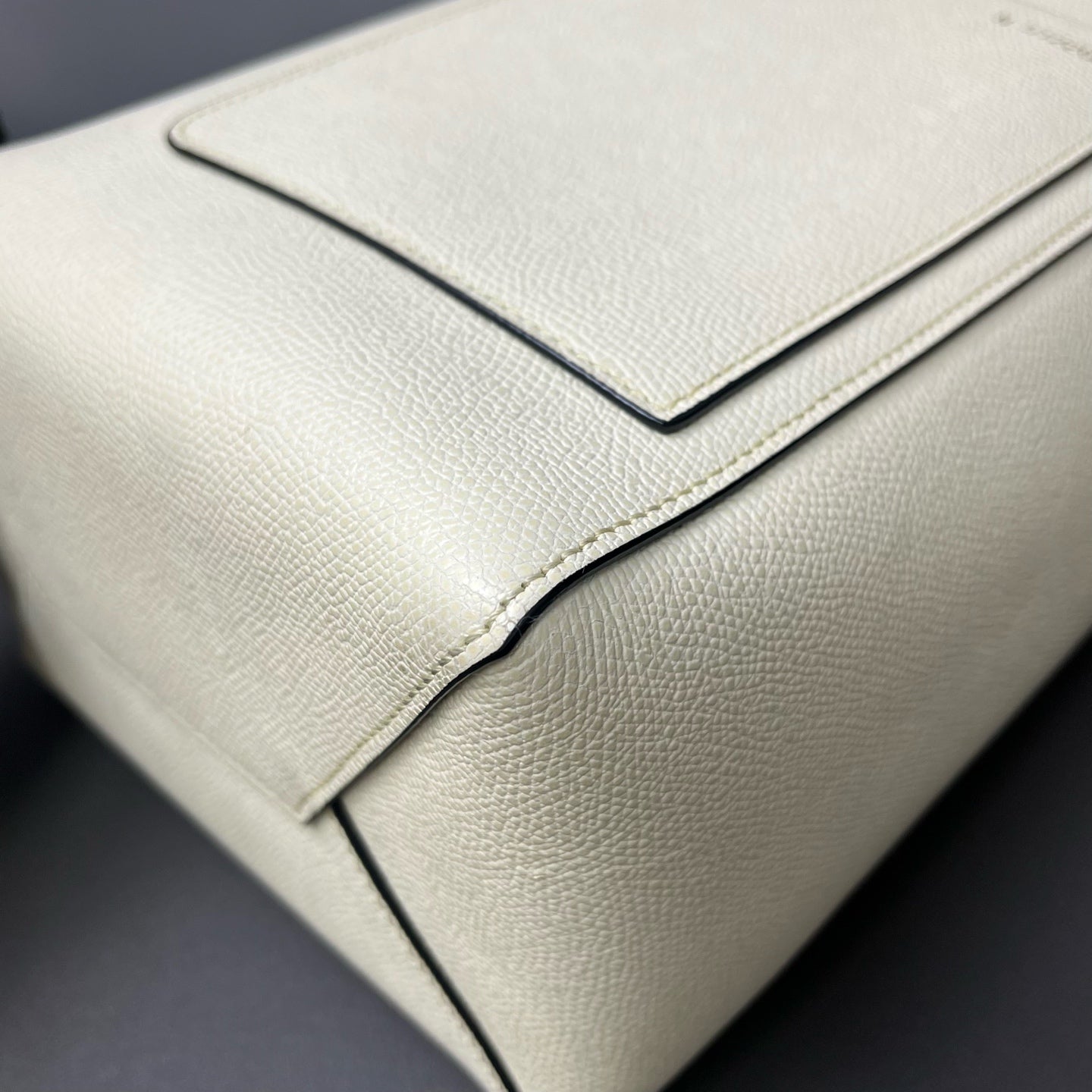 Valextra Bucket Bag Leather Beige - view 6