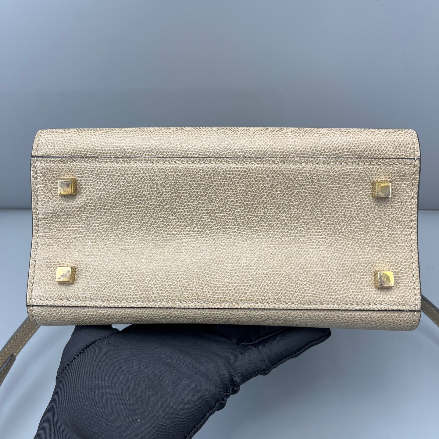 Valextra - Iside - Grained leather - Beige with Gold-Tone Hardware - (medium)