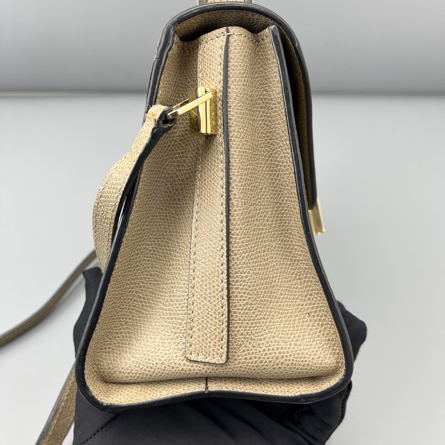 Valextra - Iside - Grained leather - Beige with Gold-Tone Hardware - (medium)