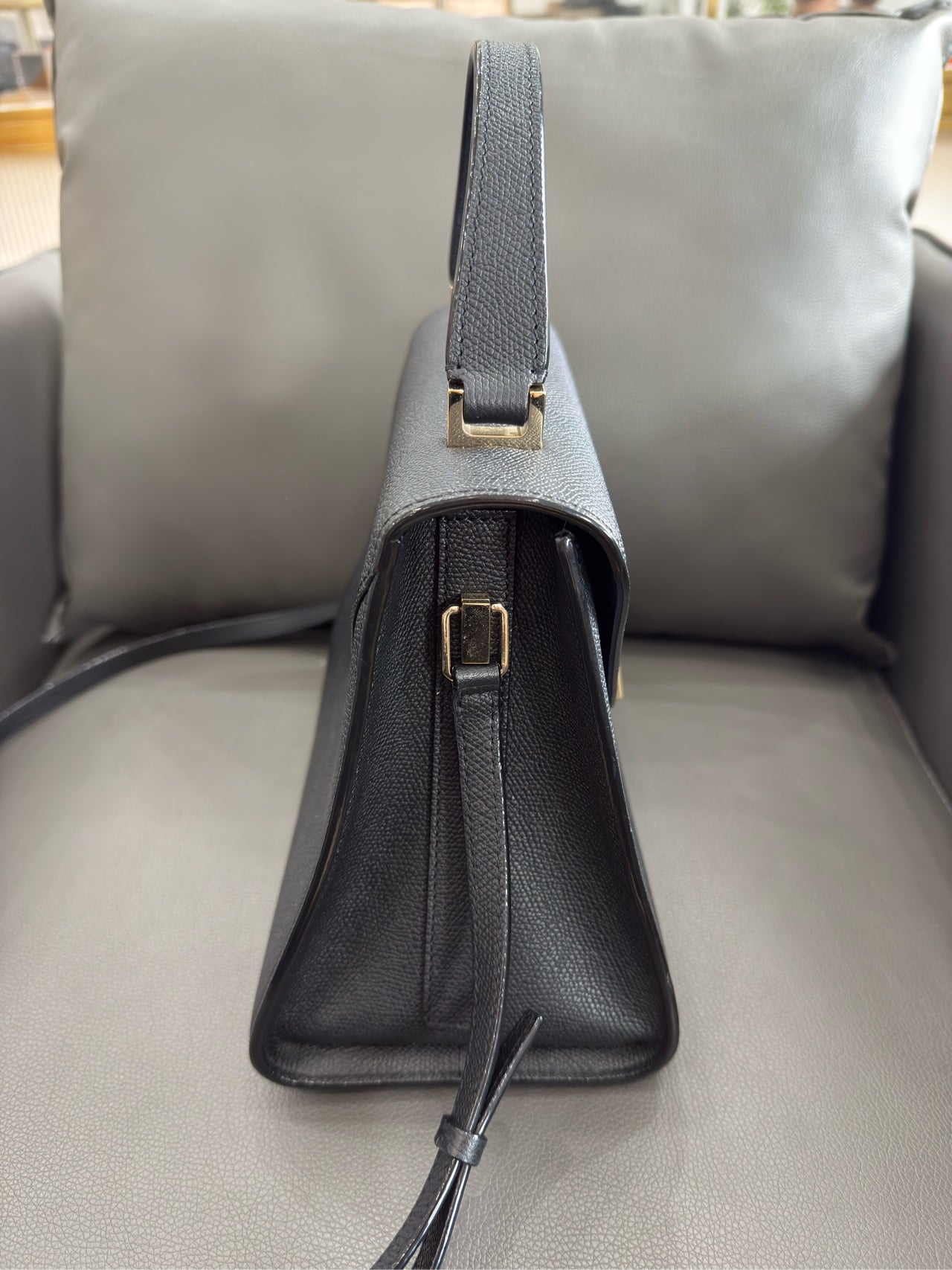 Valextra - Iside - Grained leather - Black - (Medium)